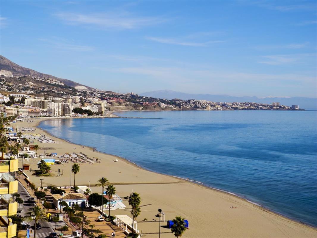 Fully Renovated Apartment In The Heart Of Fuengirola, 2 Min Walk To The Beach Dış mekan fotoğraf