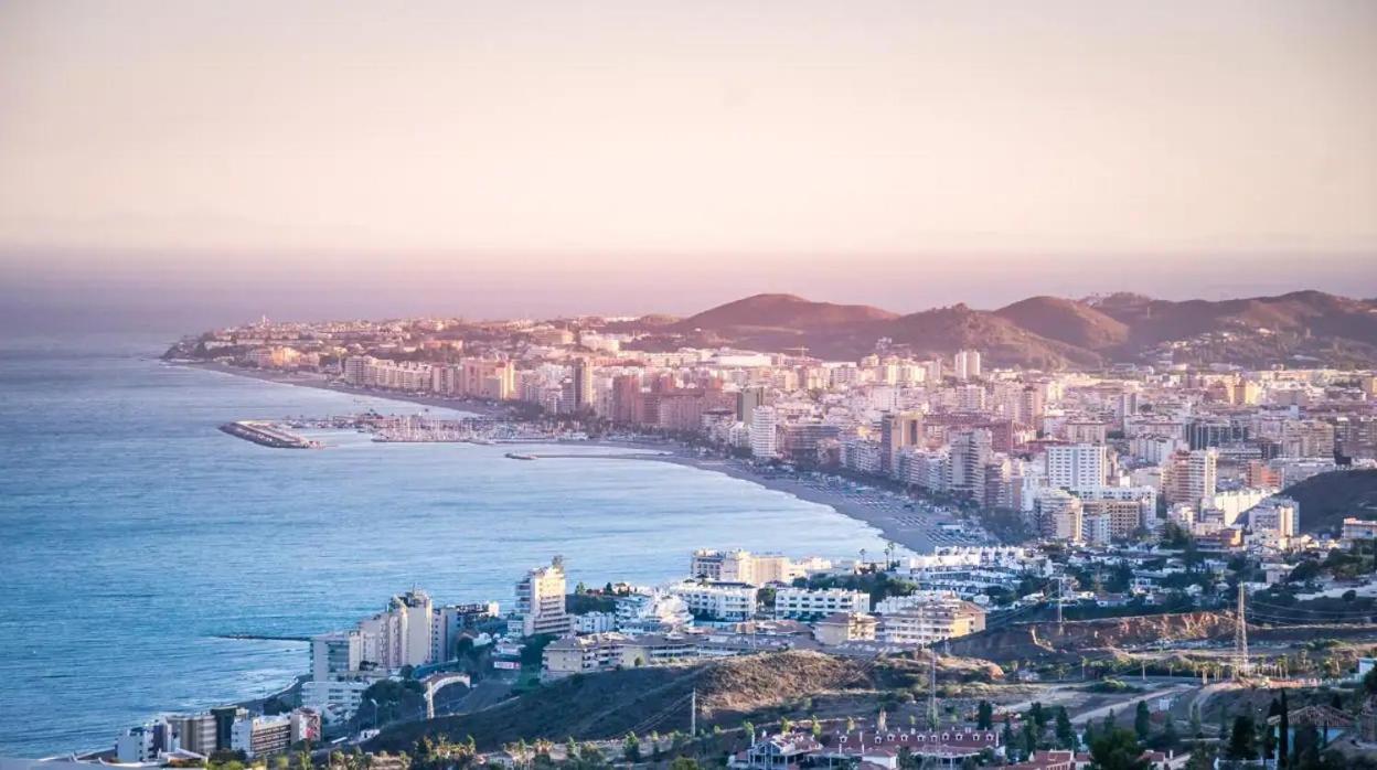 Fully Renovated Apartment In The Heart Of Fuengirola, 2 Min Walk To The Beach Dış mekan fotoğraf