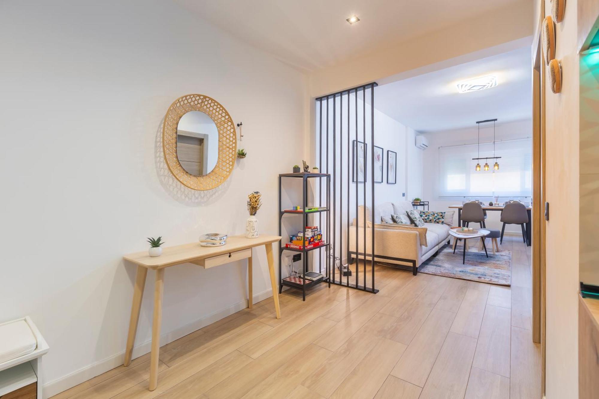 Fully Renovated Apartment In The Heart Of Fuengirola, 2 Min Walk To The Beach Dış mekan fotoğraf