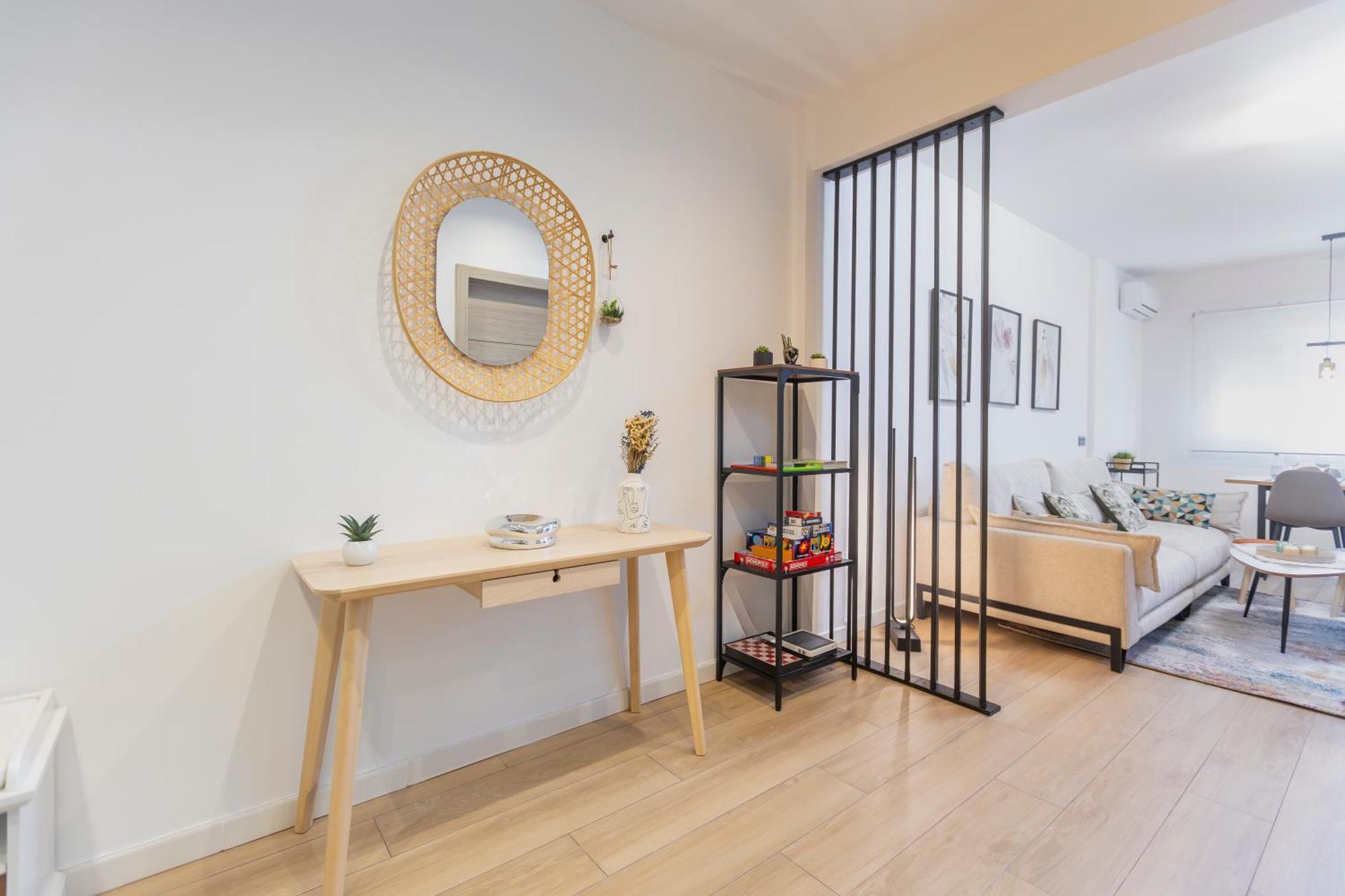 Fully Renovated Apartment In The Heart Of Fuengirola, 2 Min Walk To The Beach Dış mekan fotoğraf