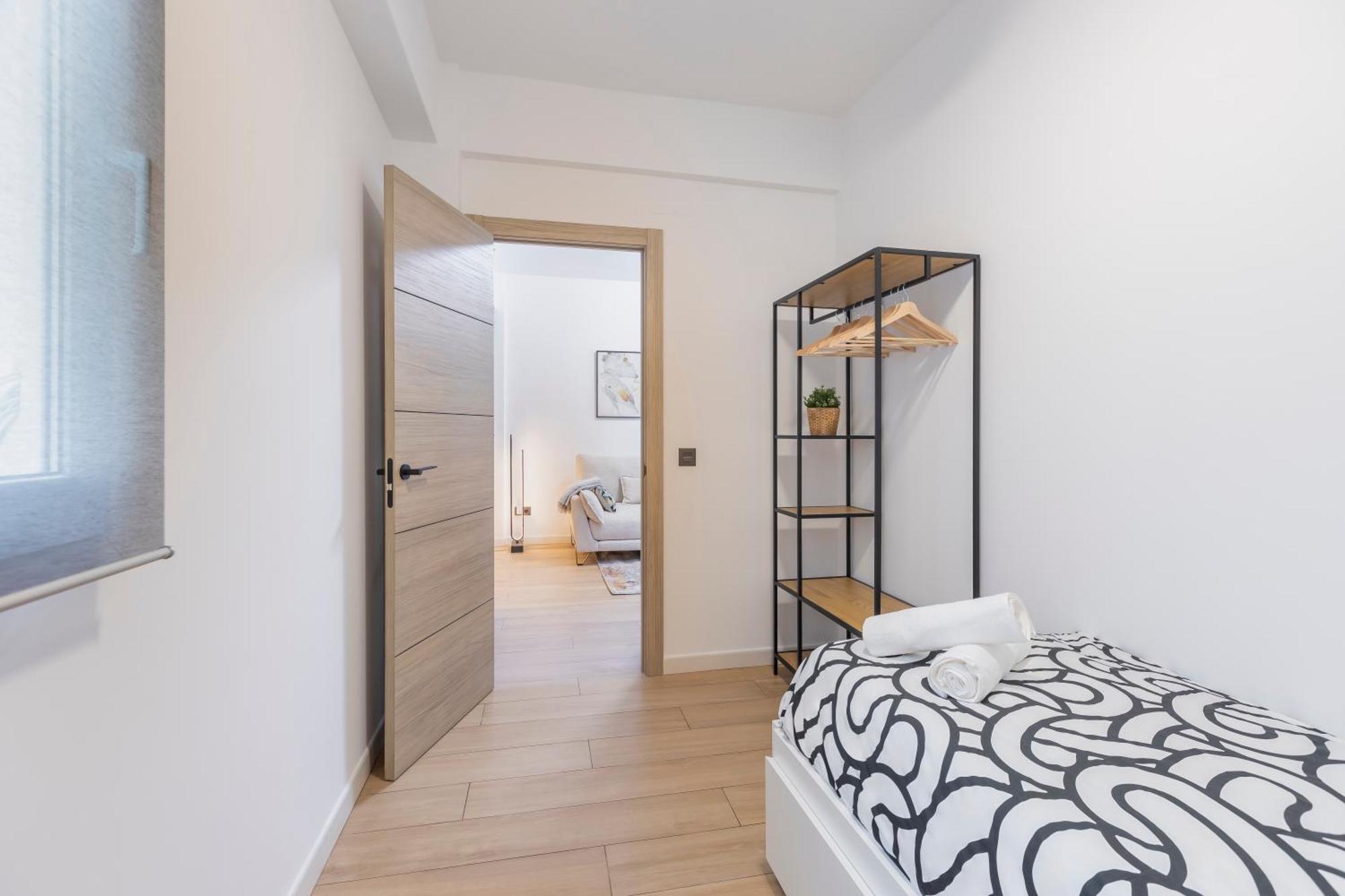 Fully Renovated Apartment In The Heart Of Fuengirola, 2 Min Walk To The Beach Dış mekan fotoğraf